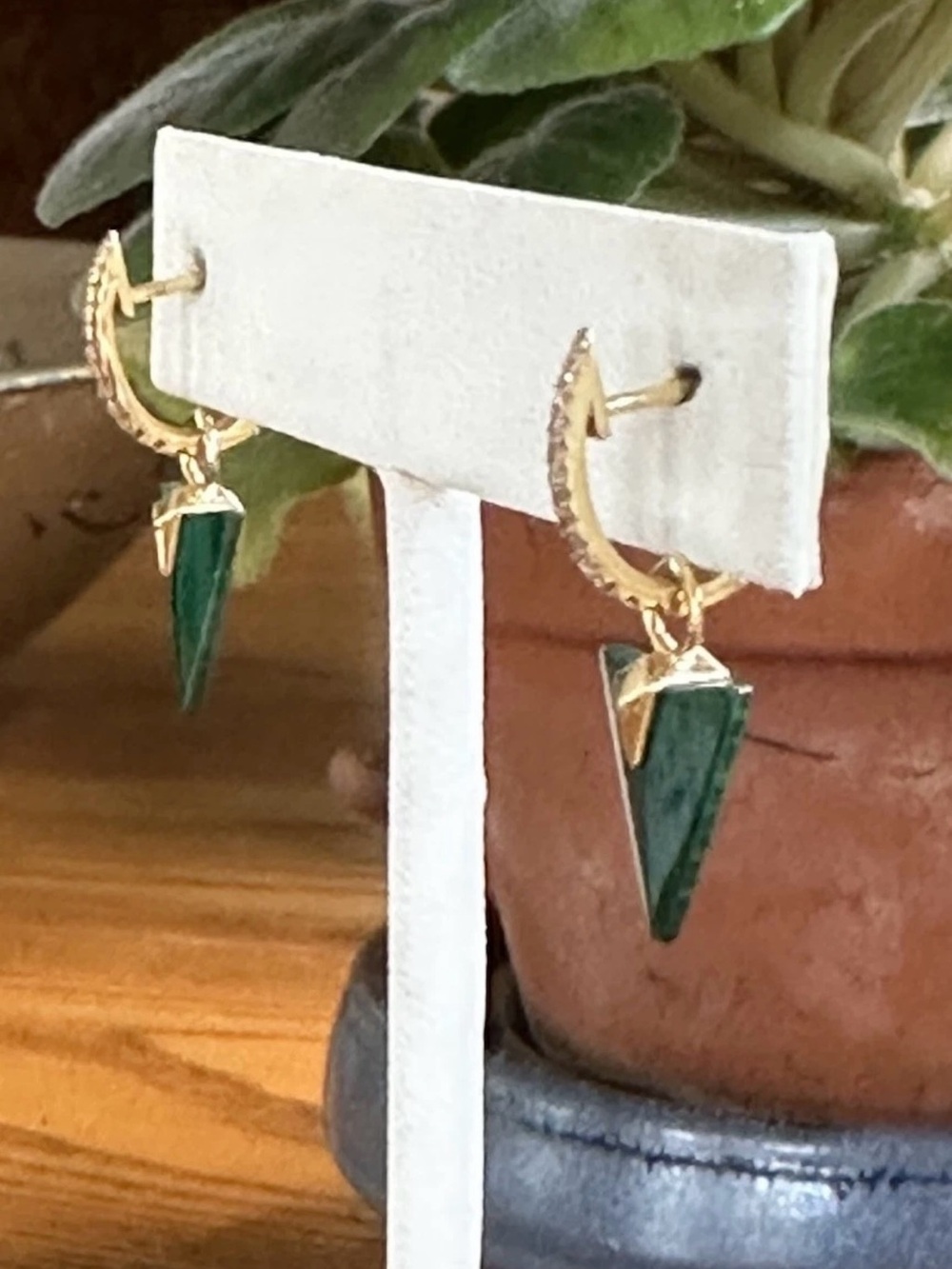 Annoushka Eclipse 18k Gold Earrings with diamonds and malachite Flight Drops